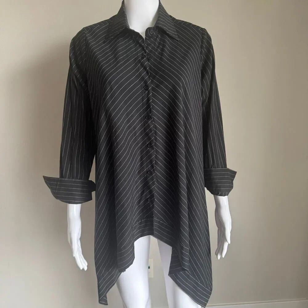Comfy USA Pinstriped Asymmetrical Button Up Size S